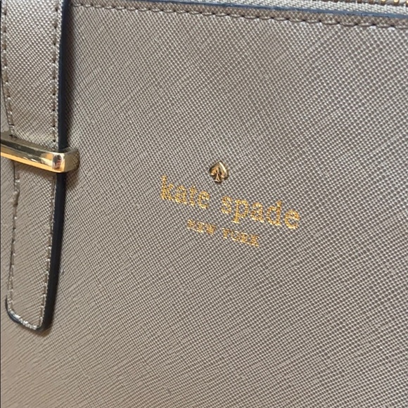 Kate Spade Bucket Bag in Stone Colour - Picture 2 of 5